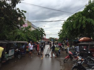 Pub street during daytime